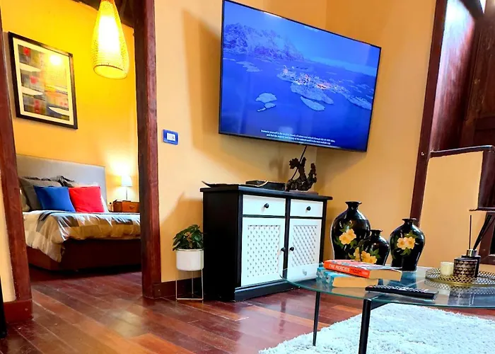 Traditional Full House - Gara & Chico غاراتْشيكو