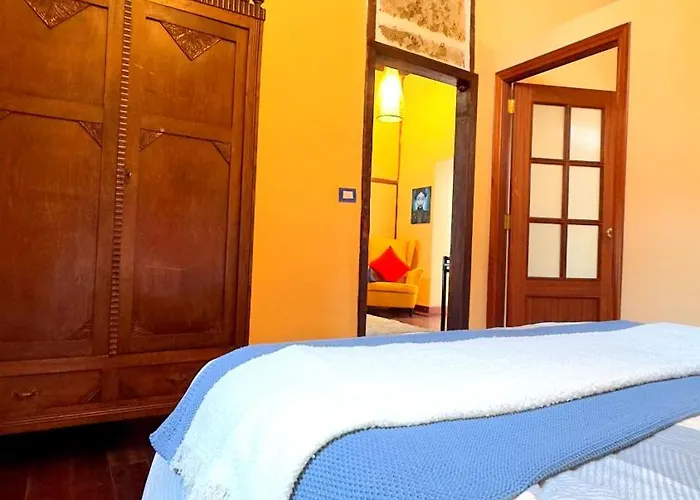 Traditional Full House - Gara & Chico غاراتْشيكو