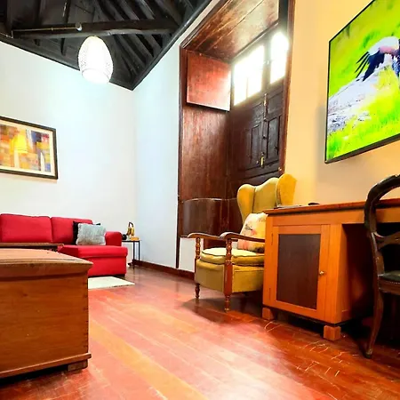 Traditional Full House - Gara & Chico Dom wakacyjny *