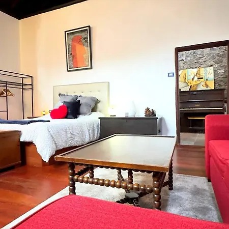 בית נופש Traditional Full House - Gara & Chico גרצ'יקו